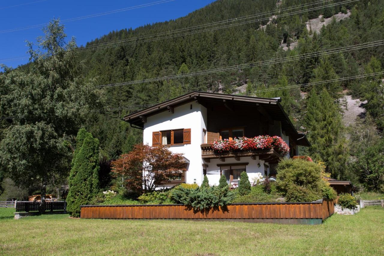 Landhaus Zauser Sankt Anton am Arlberg Exterior photo